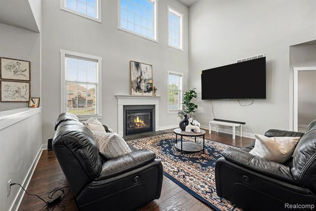 1303 Napa Drive, Canton, MI 48187