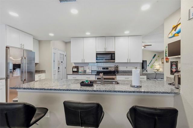 2475 GULFBREEZE CIRCLE, Palm Harbor, FL 34683