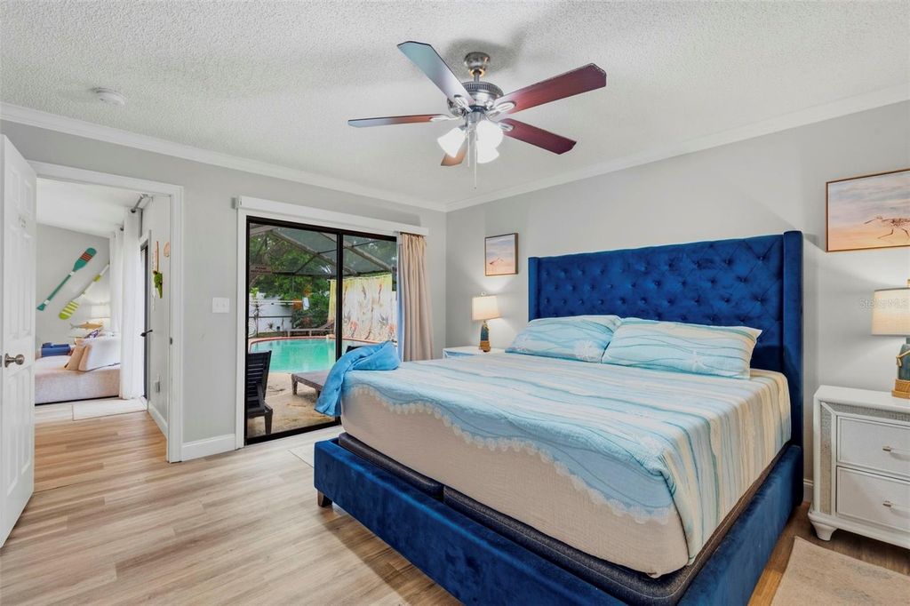 Image 11 of property listing at 2475 GULFBREEZE CIRCLE, Palm Harbor, FL 34683
