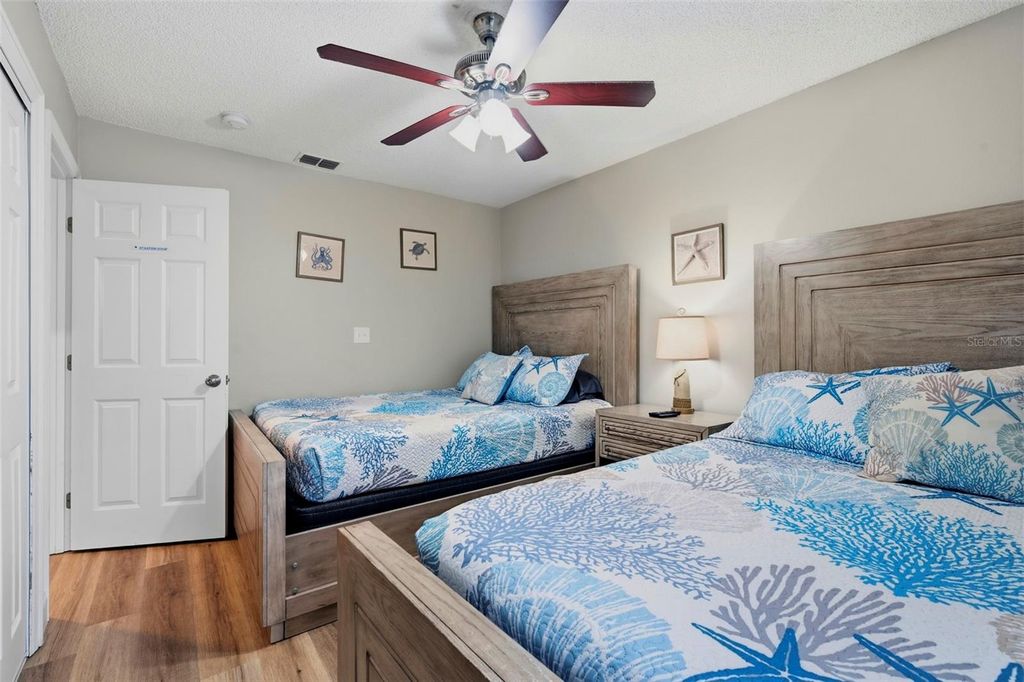 Image 17 of property listing at 2475 GULFBREEZE CIRCLE, Palm Harbor, FL 34683