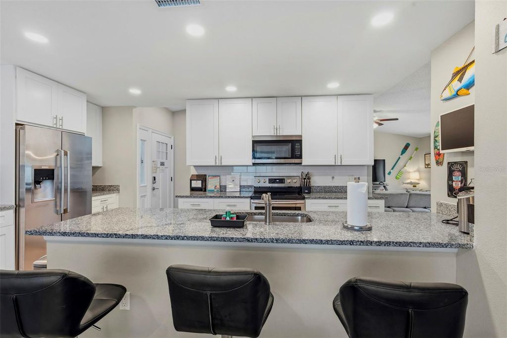 Image 40 of property listing at 2475 GULFBREEZE CIRCLE, Palm Harbor, FL 34683