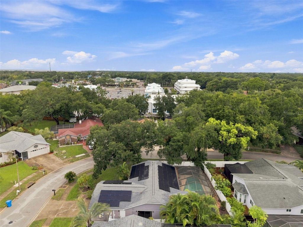Image 64 of property listing at 2475 GULFBREEZE CIRCLE, Palm Harbor, FL 34683