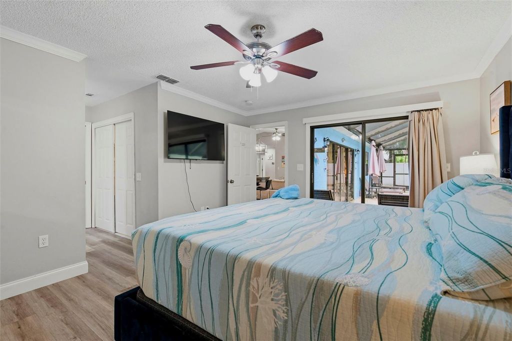 Image 10 of property listing at 2475 GULFBREEZE CIRCLE, Palm Harbor, FL 34683