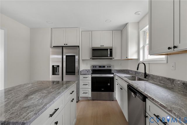 3924 Lamplighter Dr, Richmond, VA 23234