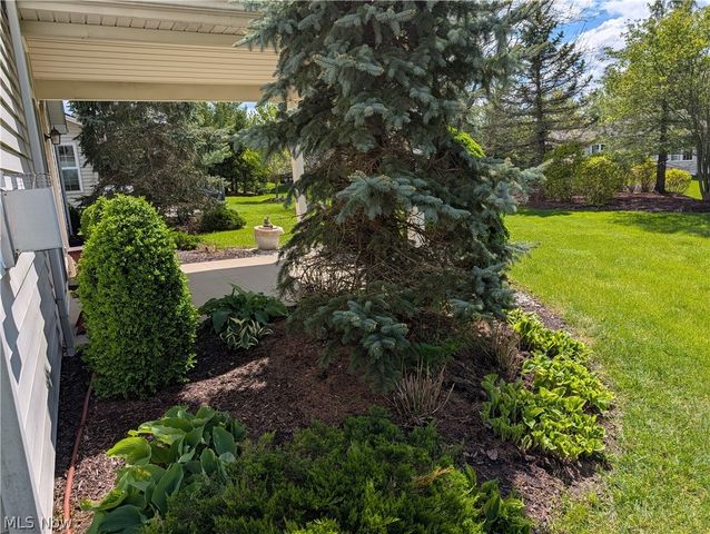 15282 Oak Hollow Lane, Strongsville, OH 44149