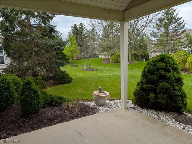 15282 Oak Hollow Lane, Strongsville, OH 44149