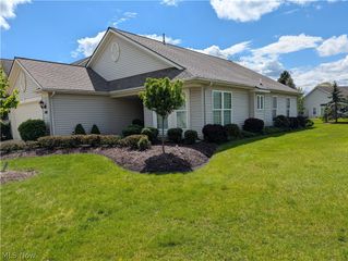 15282 Oak Hollow Lane, Strongsville, OH 44149