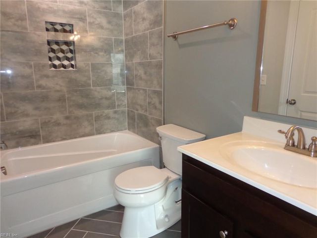 1209 Gunn Hall DR, Virginia Beach, VA 23454