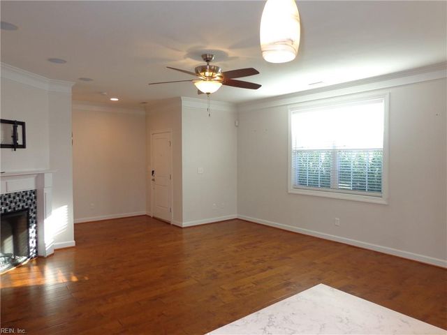 1209 Gunn Hall DR, Virginia Beach, VA 23454