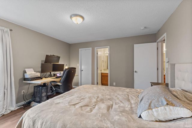 447 S Woodfield Lane, Bloomington, IN 47403