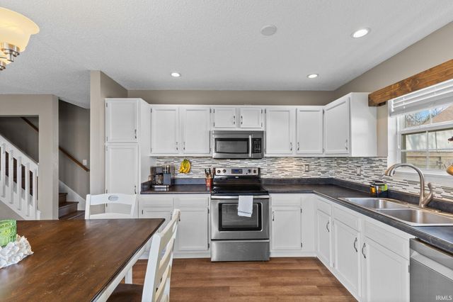 447 S Woodfield Lane, Bloomington, IN 47403