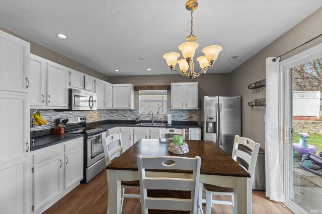 447 S Woodfield Lane, Bloomington, IN 47403