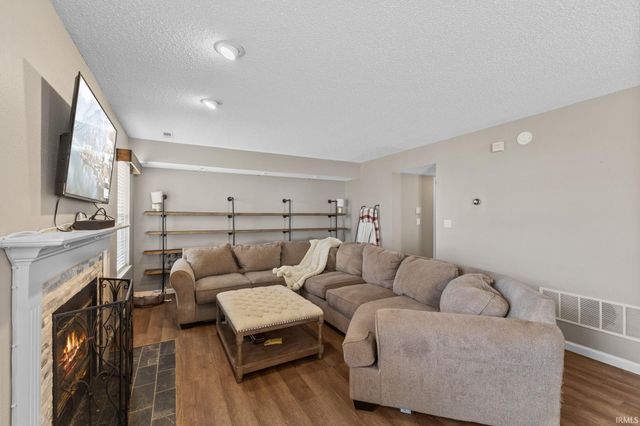 447 S Woodfield Lane, Bloomington, IN 47403