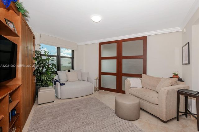 1121 Crandon Blvd E405, Key Biscayne, FL 33149