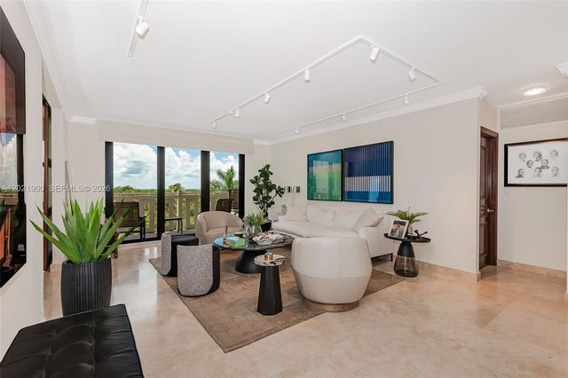 1121 Crandon Blvd E405, Key Biscayne, FL 33149