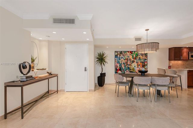 1121 Crandon Blvd E405, Key Biscayne, FL 33149