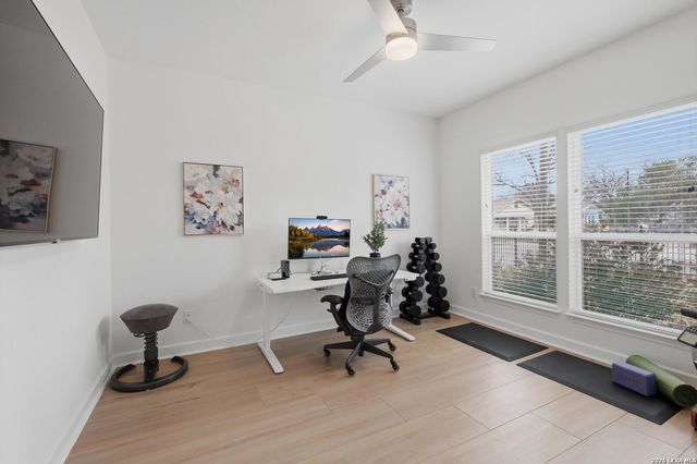 331 E Lambert St, San Antonio, TX 78204