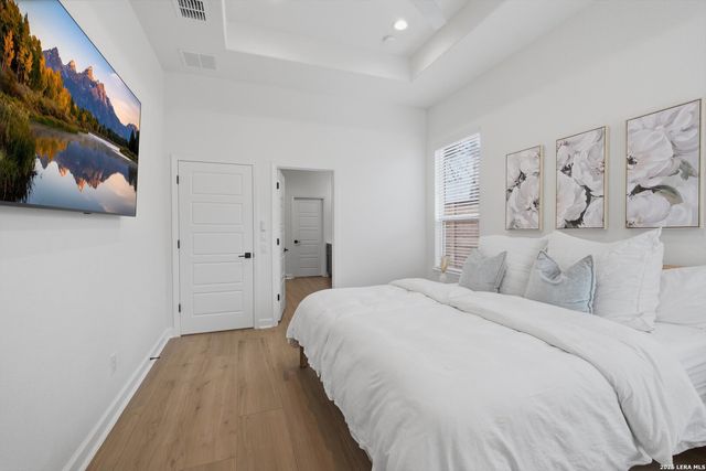 331 E Lambert St, San Antonio, TX 78204