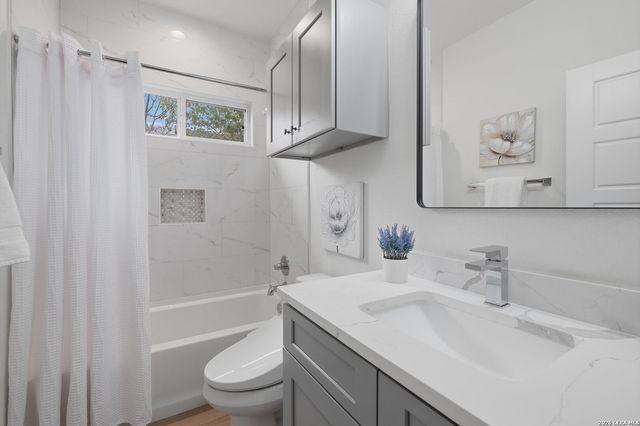 331 E Lambert St, San Antonio, TX 78204