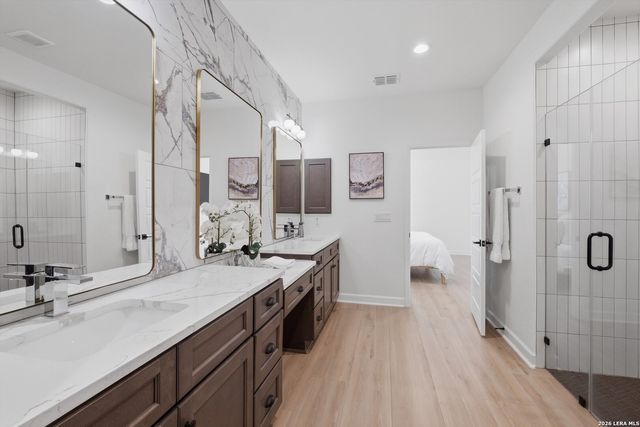 331 E Lambert St, San Antonio, TX 78204