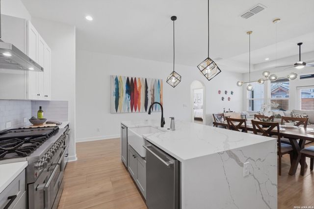 331 E Lambert St, San Antonio, TX 78204