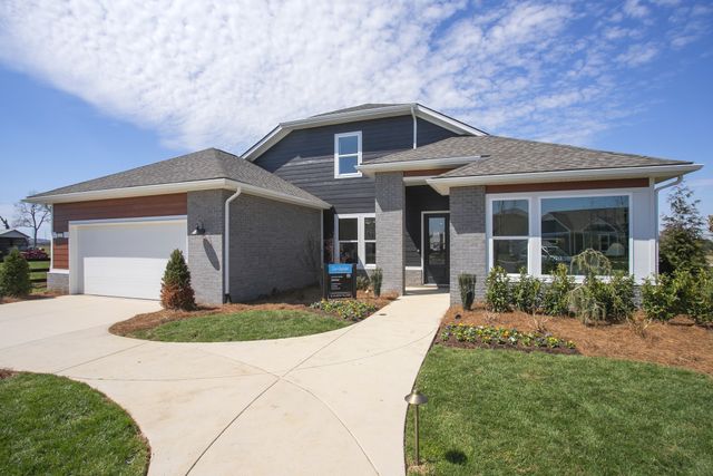825 Everglade Drive, Lebanon, TN 37090