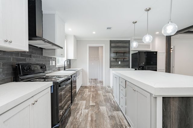 7108 Moccasin Drive, Mabank, TX 75156