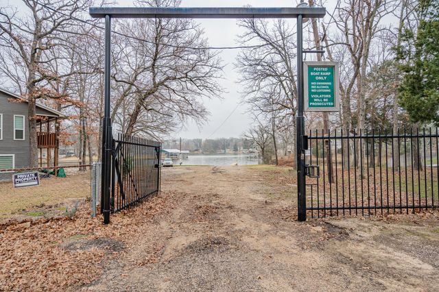 7108 Moccasin Drive, Mabank, TX 75156