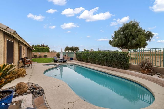 13369 W WILSHIRE Drive, Goodyear, AZ 85395