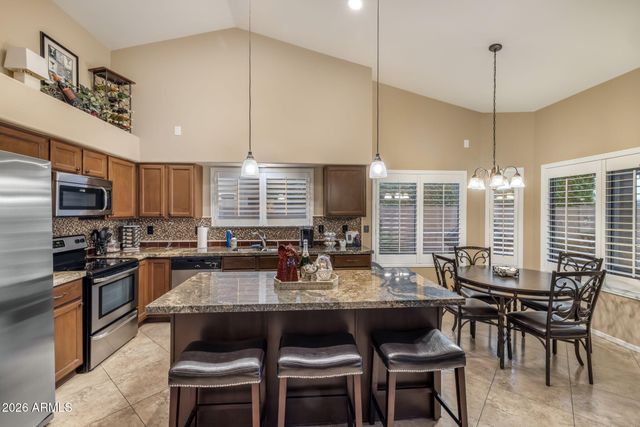 13369 W WILSHIRE Drive, Goodyear, AZ 85395