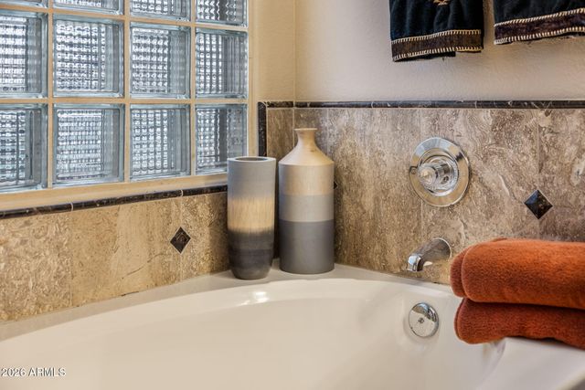 13369 W WILSHIRE Drive, Goodyear, AZ 85395