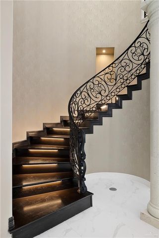 4717 Estancia Parkway, Mcallen, TX 78504