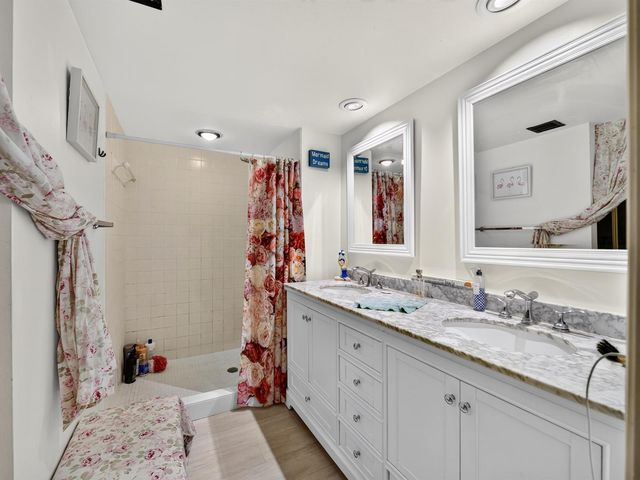 1519 15th Terrace, Palm Beach Gardens, FL 33418