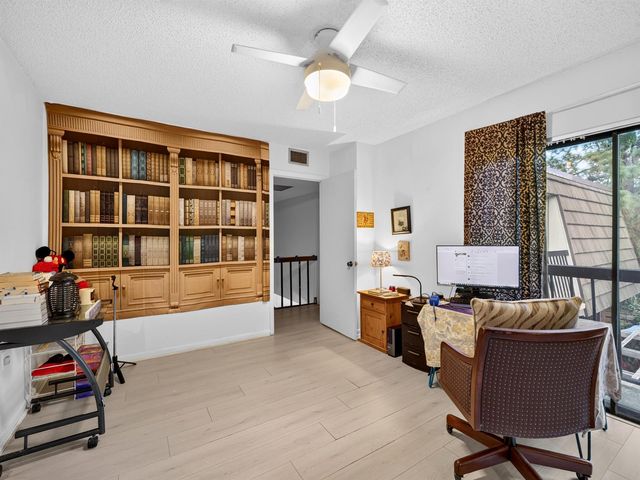 1519 15th Terrace, Palm Beach Gardens, FL 33418