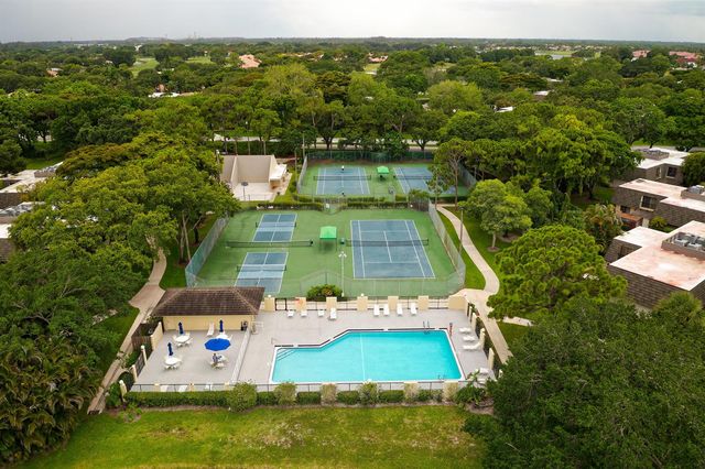 1519 15th Terrace, Palm Beach Gardens, FL 33418