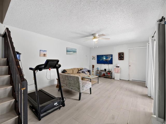 1519 15th Terrace, Palm Beach Gardens, FL 33418