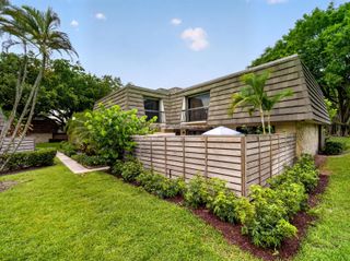 1519 15th Terrace, Palm Beach Gardens, FL 33418