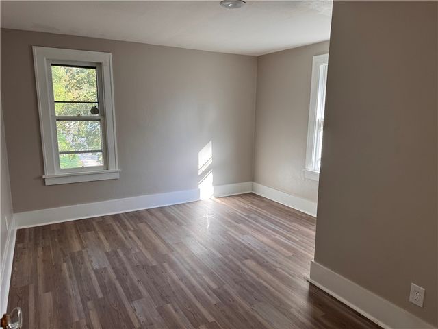 329 Norris St, Sharon, PA 16146