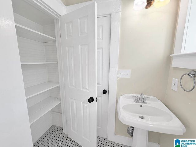 102 4TH AVENUE, Birmingham, AL 35205