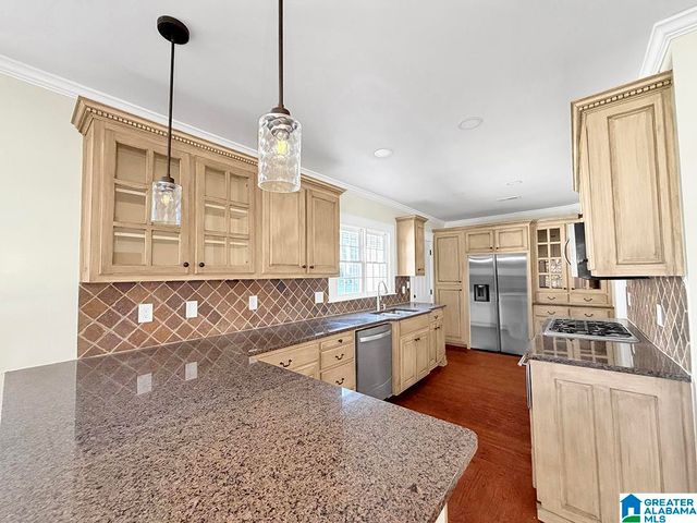 102 4TH AVENUE, Birmingham, AL 35205