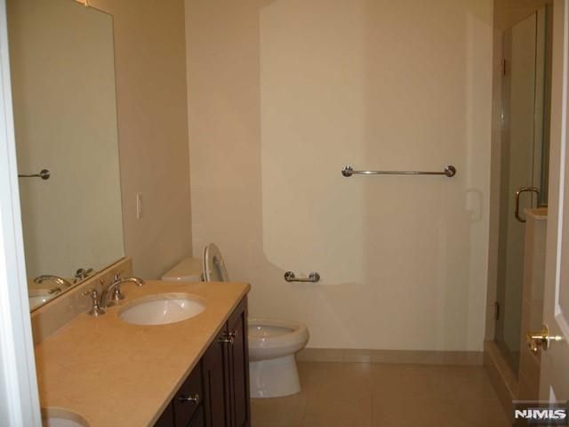 2411 Windsor Park Court, Englewood, NJ 07631