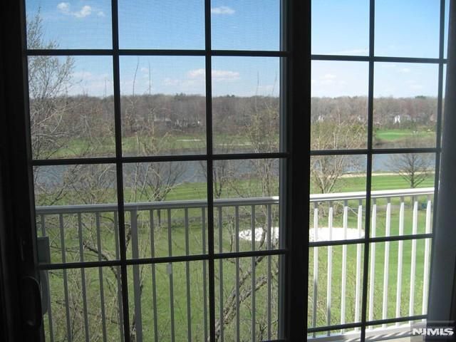 2411 Windsor Park Court, Englewood, NJ 07631