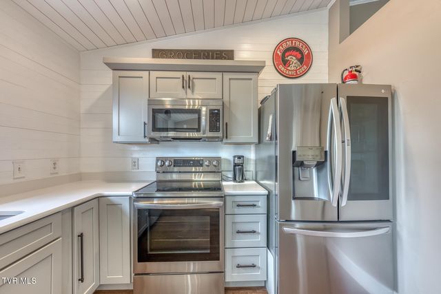 4127 Grey Fox Drive, Kingsport, TN 37664