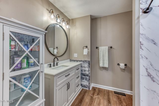 4127 Grey Fox Drive, Kingsport, TN 37664