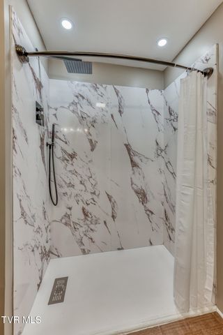 4127 Grey Fox Drive, Kingsport, TN 37664