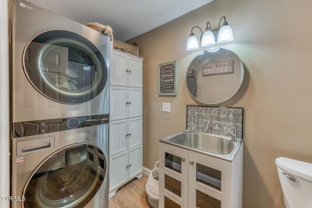 4127 Grey Fox Drive, Kingsport, TN 37664