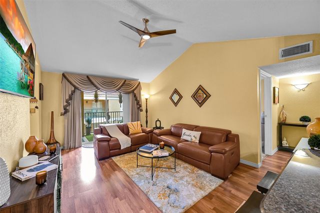 875 Riverside Drive 732, Coral Springs, FL 33071