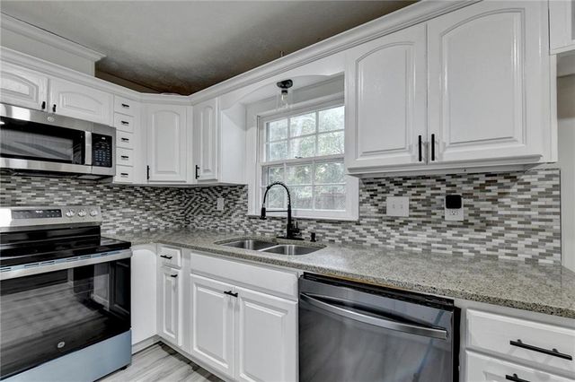 661 Emerald Forest Circle SW, Lawrenceville, GA 30044