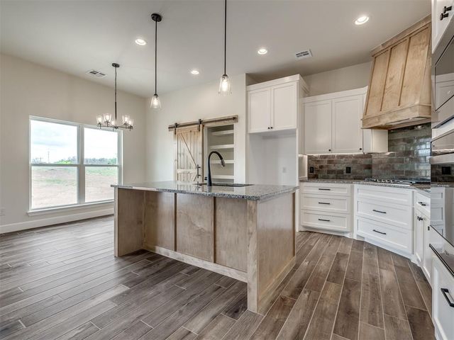 2446 Sierra Circle, Blanchard, OK 73010