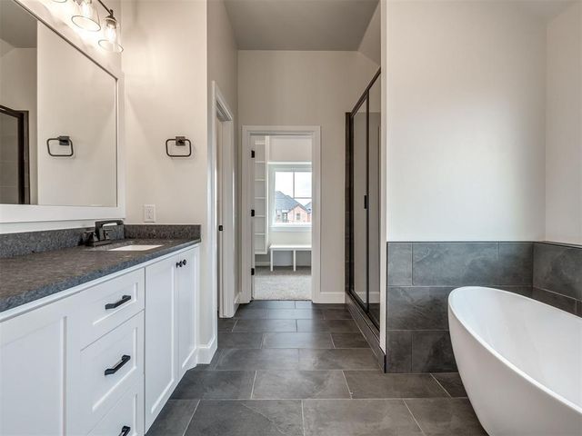 2446 Sierra Circle, Blanchard, OK 73010